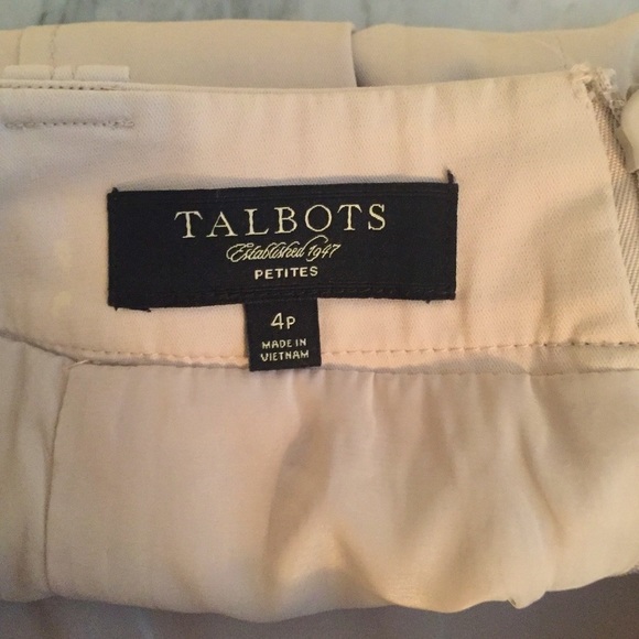 Skirt - Picture 2 of 7